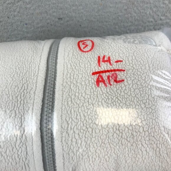 The North Face Fleece Full Zip Jacket women's size S - Picture 12 of 12